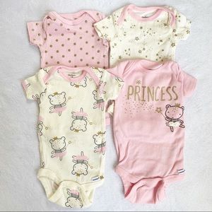 NWOT Set of 4 Gerber Baby Girl Onesies 0-3 Months